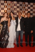 Katrina Kaif, Ranbir Kapoor, Arjun at Raajneeti Premiere - inditop.com12