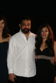 Shruti Hassan, Shenaz Treasurywala & Kamala hassan at Alice in wonderland premiere - inditop.com 1
